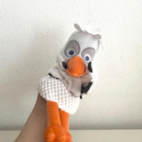 Fabeltjeskrant Juffrouw Ooievaar handpop 2