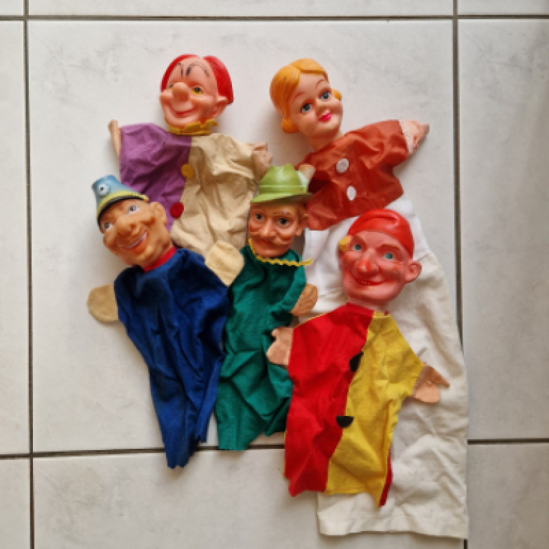 5 Vintage handpuppets no 3