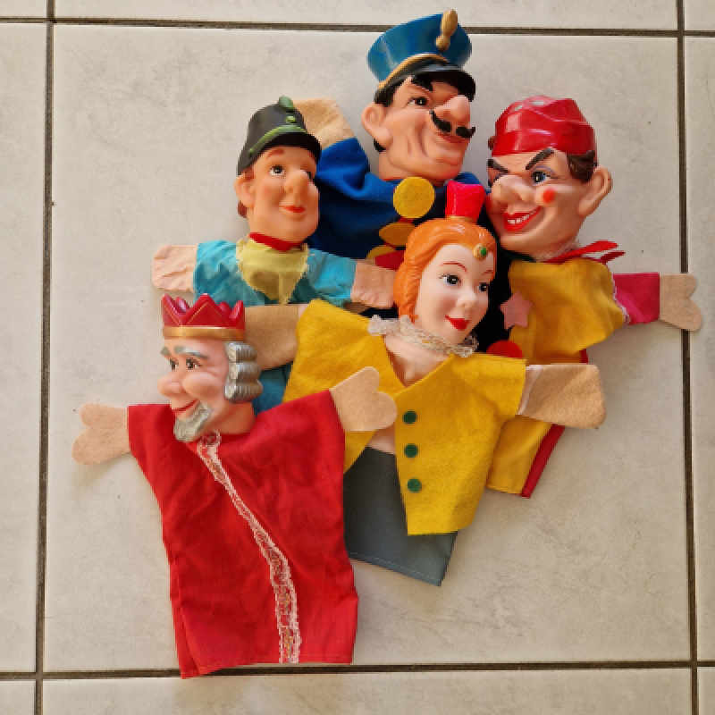 5 Handpoppen nr. 7
