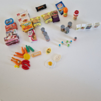 Poppenhuis / winkeltje - houten meubel