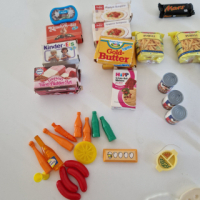 Poppenhuis / winkeltje - houten meubel