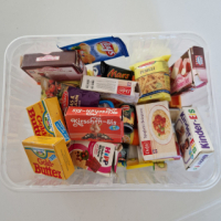 Poppenhuis / winkeltje - houten meubel